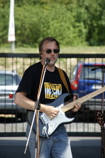 Jörg Gebhardt, Gitarre und Gesang